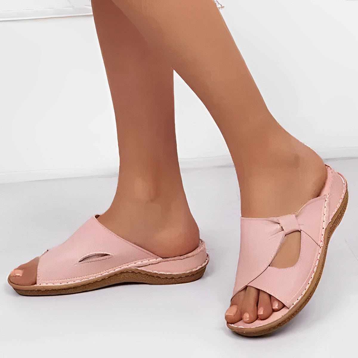 Alfryda - Leather Sandals with Orthopedic Support